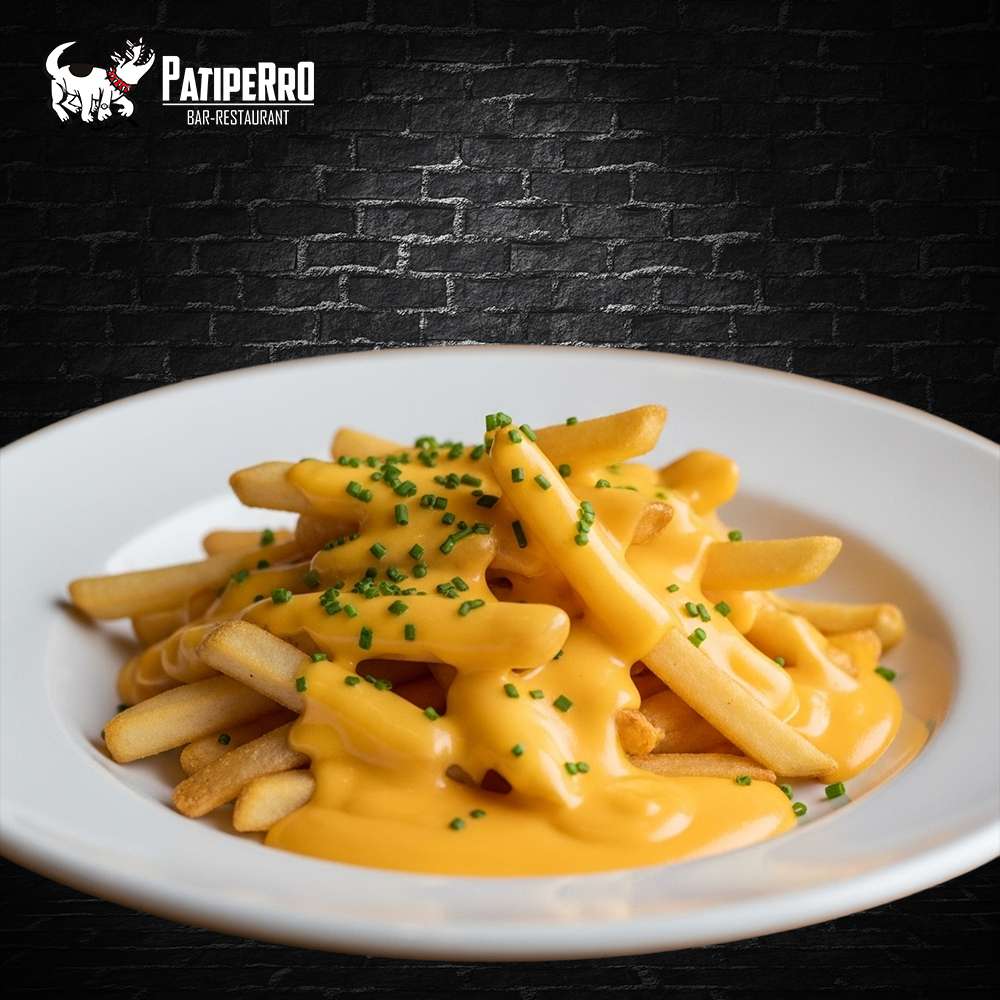 Papas fritas y queso chedar